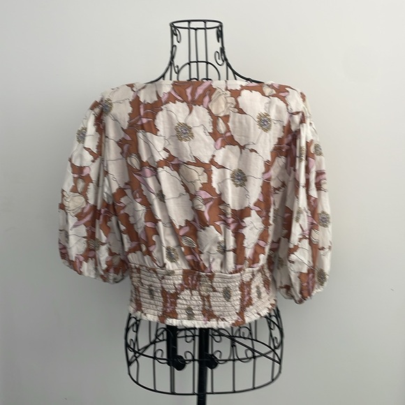 Abercrombie & Fitch Tie Front Floral Puff Sleeve Crop Top - Picture 6 of 6